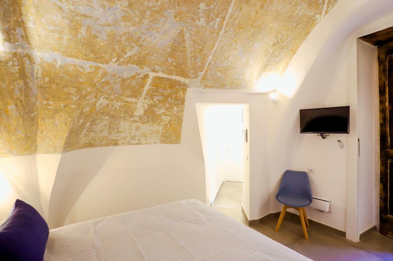 Sant'Anna 44 Bed and Breakfast Neapel Exteriör bild