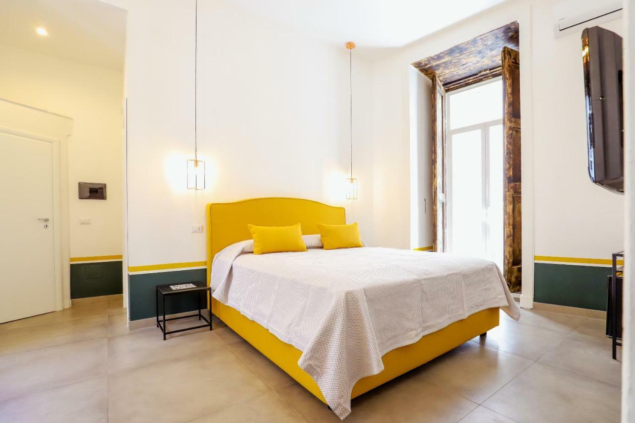 Sant'Anna 44 Bed and Breakfast Neapel Exteriör bild